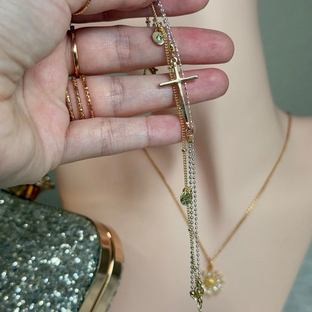 ⚜️❤️🔥 Gold Cross Charm Bracelet ⚜️ - Picture 9 of 9